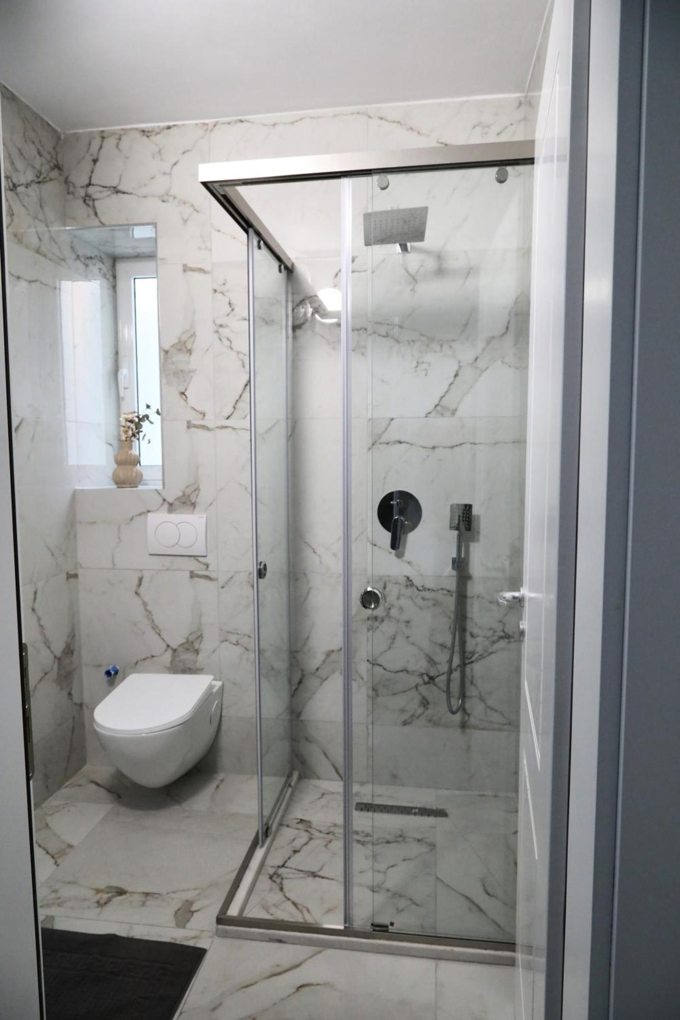Rozafa Guest Room Center ชโคเดอร์ ภายนอก รูปภาพ